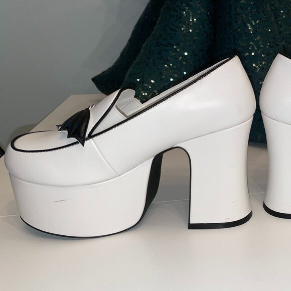 Strange Cvlt Banshee Platform Loafers in Bat White, Size 6 - Picture 6 of 10